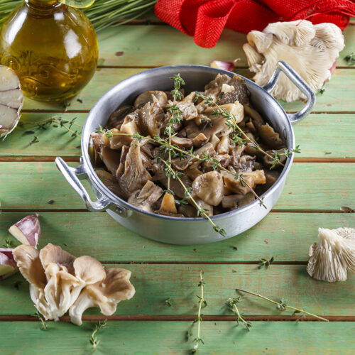 Míscaros salteados com alho